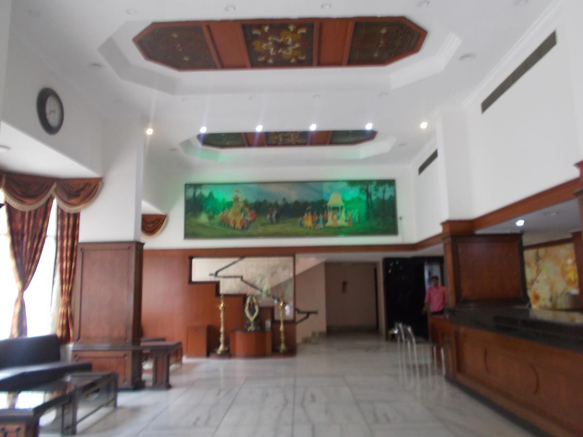 Samrat Residency Otel Bangalore Dış mekan fotoğraf