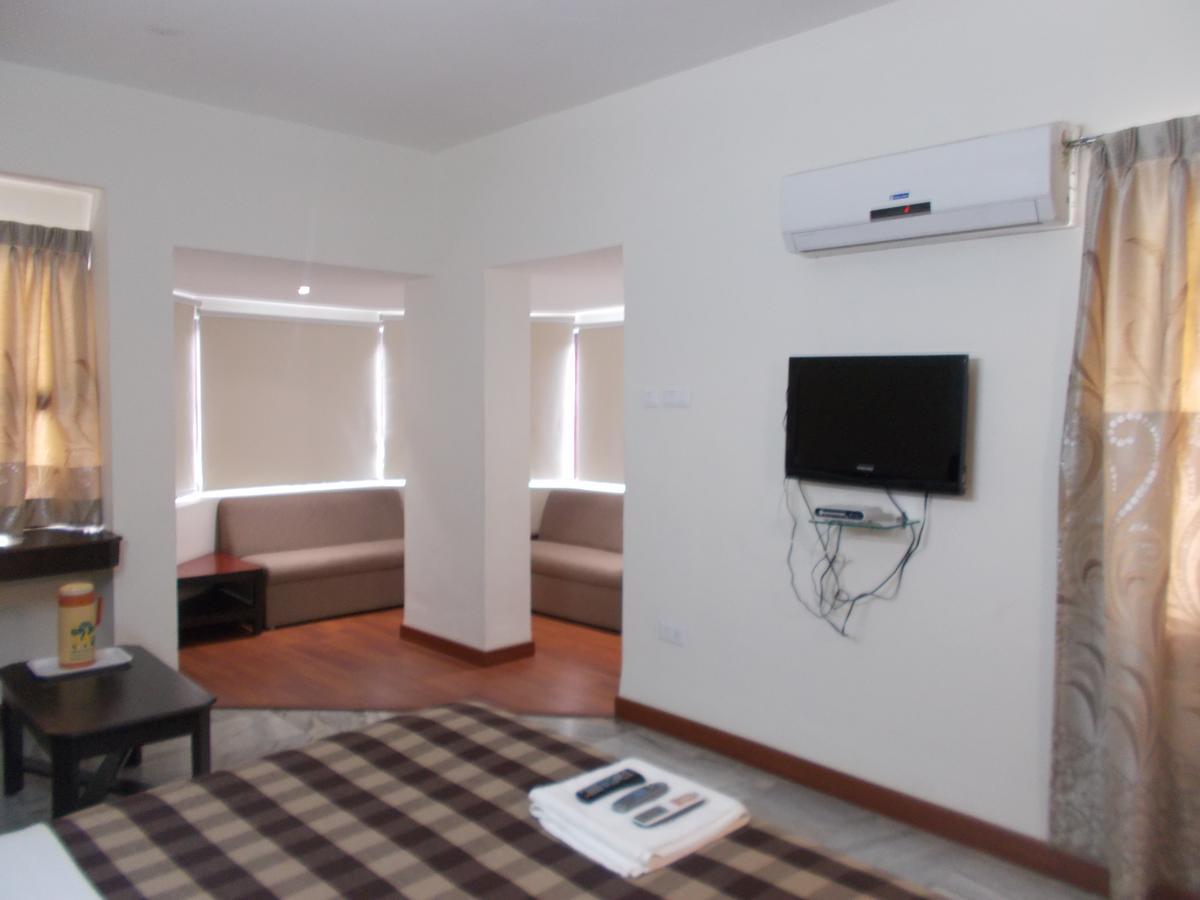 Samrat Residency Otel Bangalore Dış mekan fotoğraf